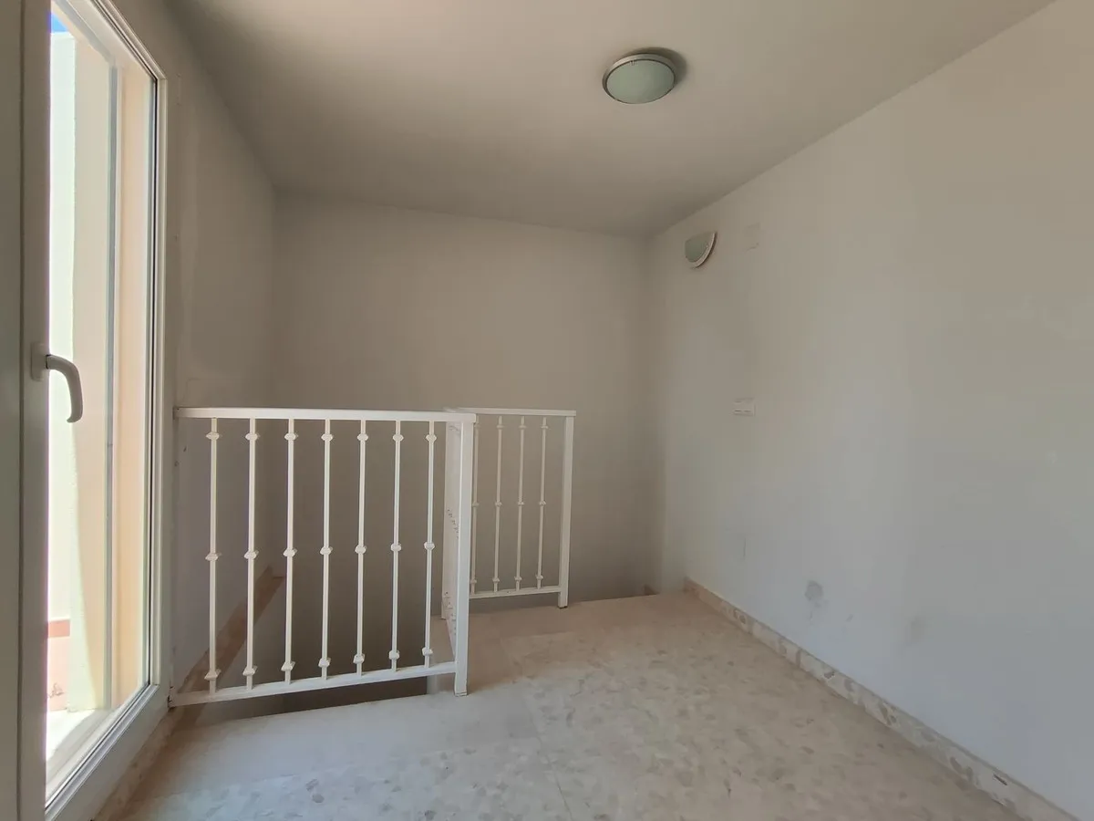 b9491d84-32a6-4ba5-8b98-221fe2390ea6