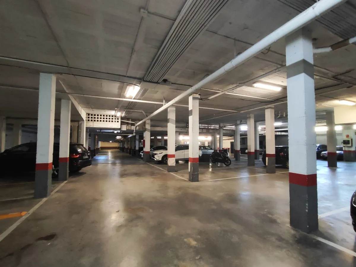 e13f97b6-710d-456e-8674-83305d1bed85