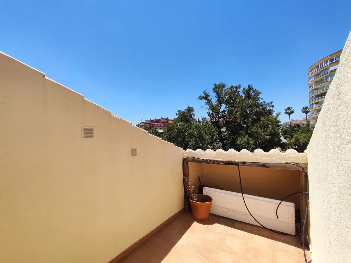 fa949cc0-ab50-4e7a-a07b-7600f91839d8