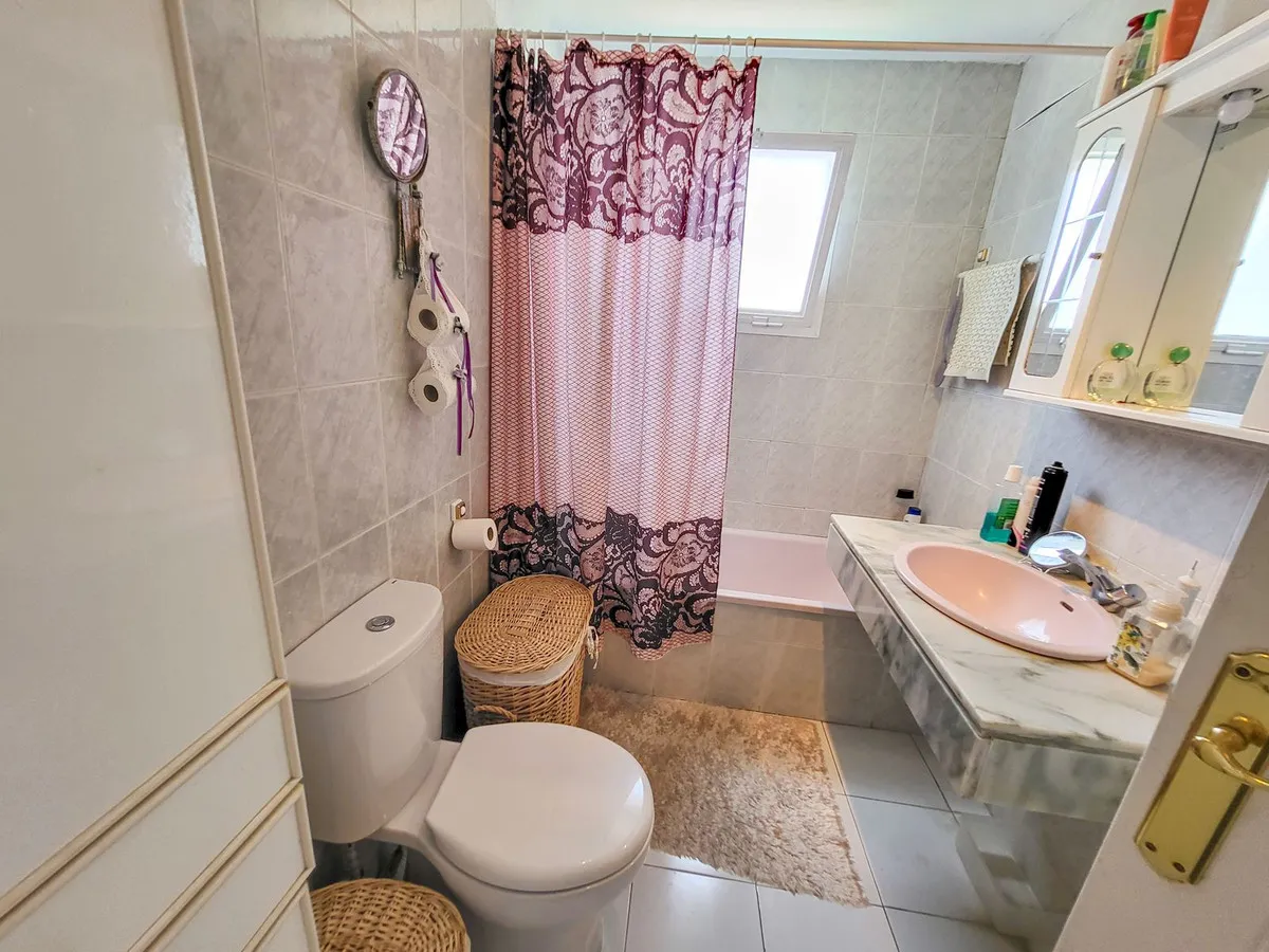 d24acdba-5f67-4295-b4fd-07733b62f279