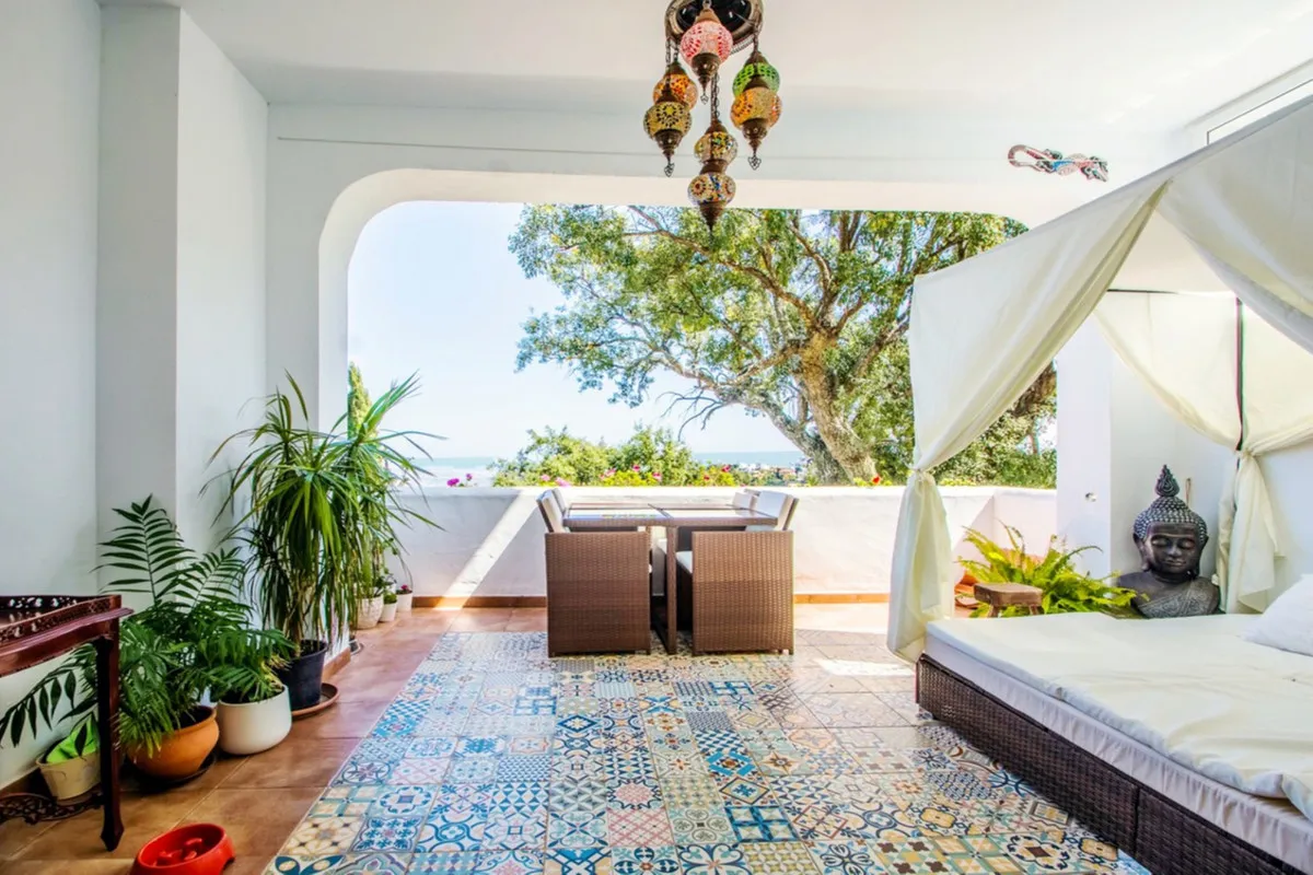 383b6af3-8eb9-443f-8cae-a4b78fb4efeb