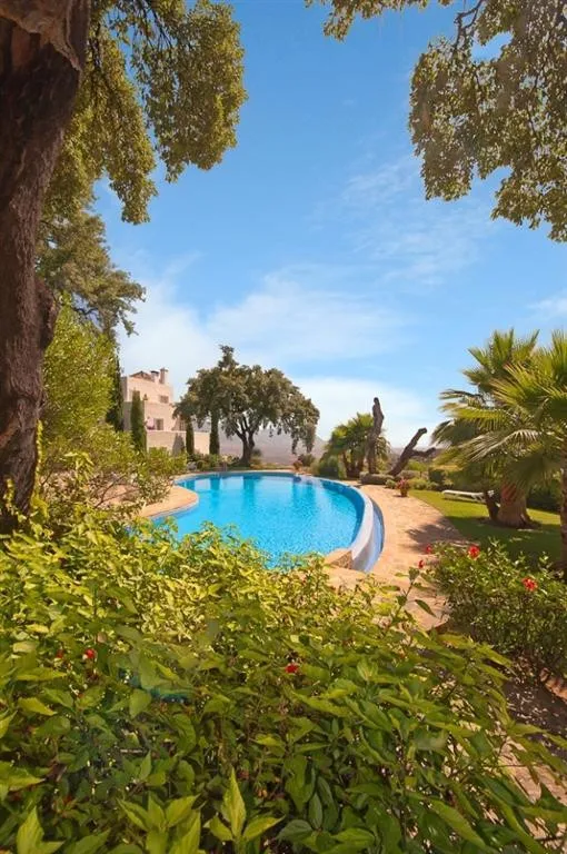 4c6e7f16-4783-4d41-abb2-71385320661c