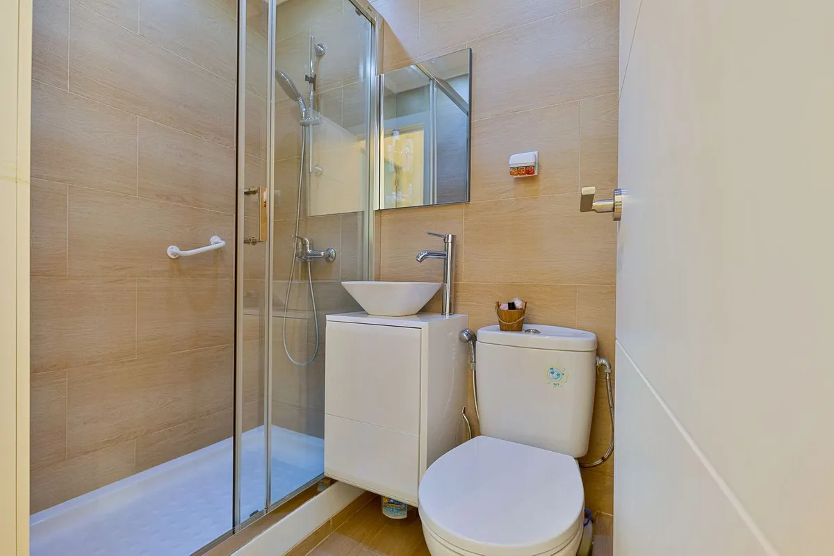 b82da3a4-726a-432c-ba9c-f6039b3c778a