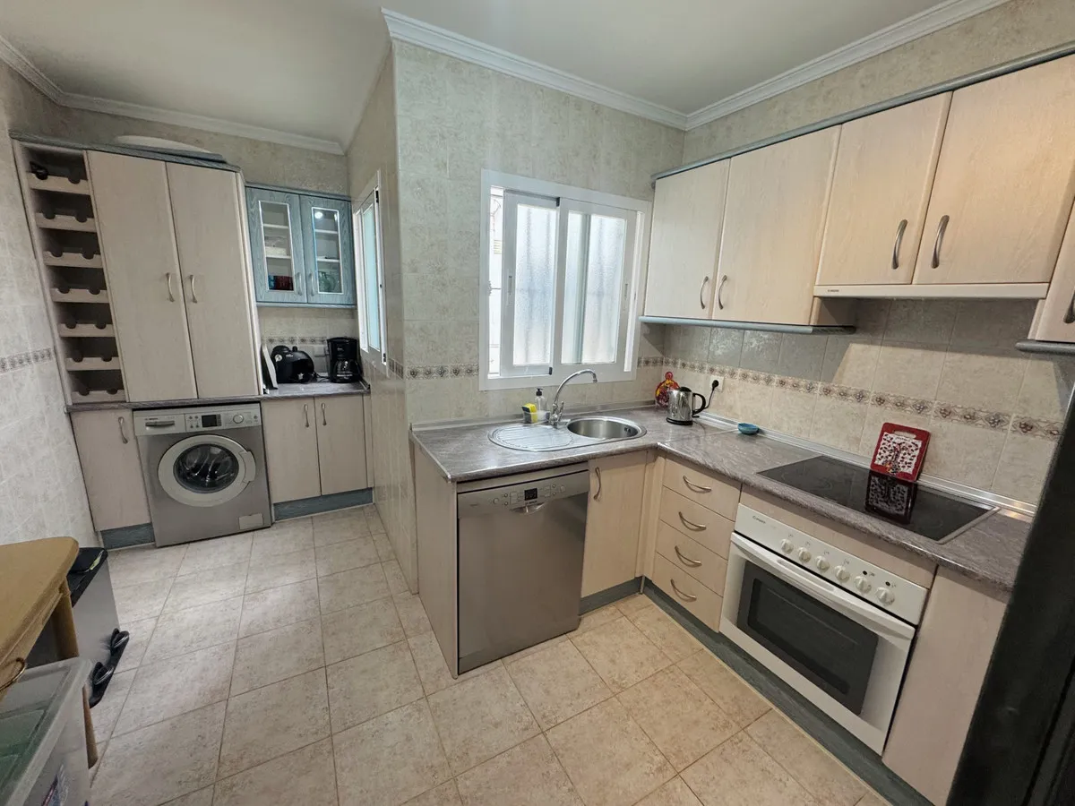 29063598-3bd8-45ea-ac93-c000a42a1945