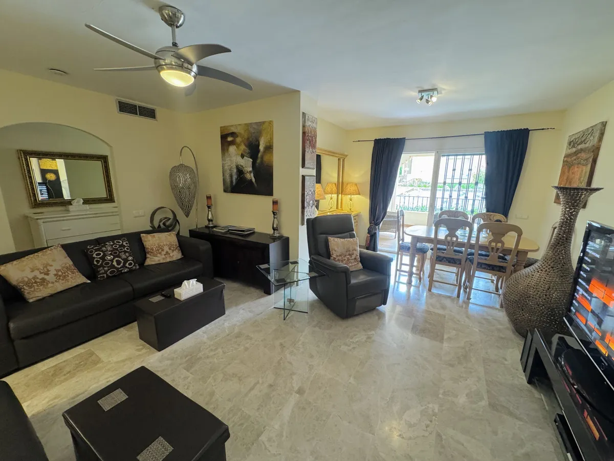 5a227dcb-e4e5-4040-afa5-0fd6e4634f4c