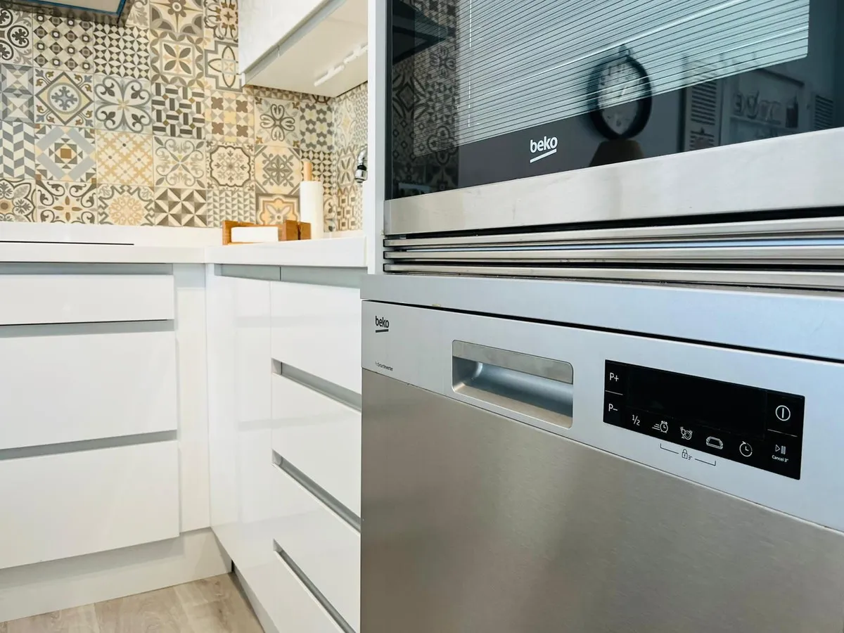 2c2e8747-95d8-463a-8b3d-b7bce2d5bb3b