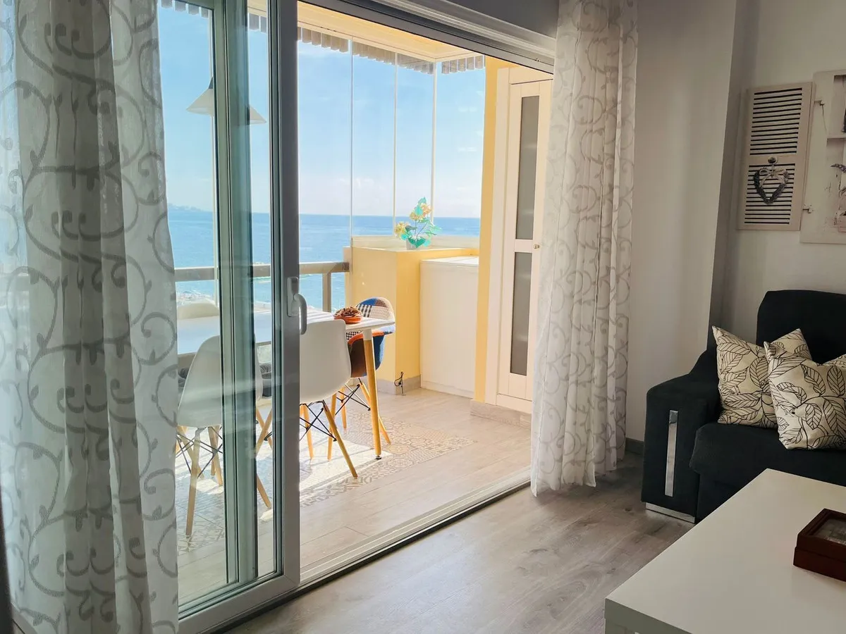 6dbaf5f2-156a-4cc7-8c2e-ec9b28715a31