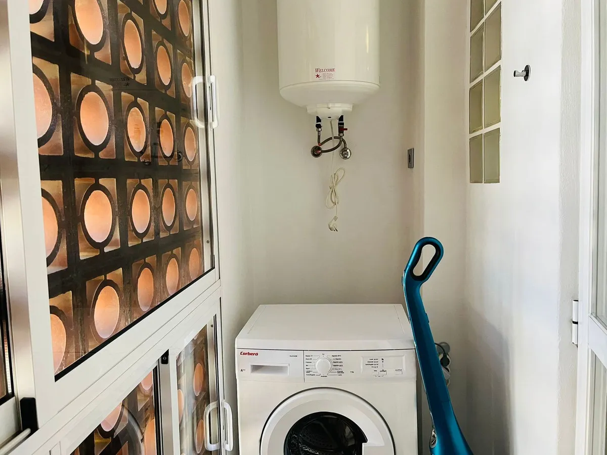 cc40053f-a0cf-4a68-84b4-27fbe7db8e15