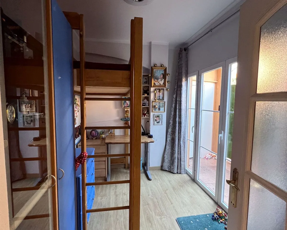 a480a5fe-1940-4baf-a9b0-33dd017897c4