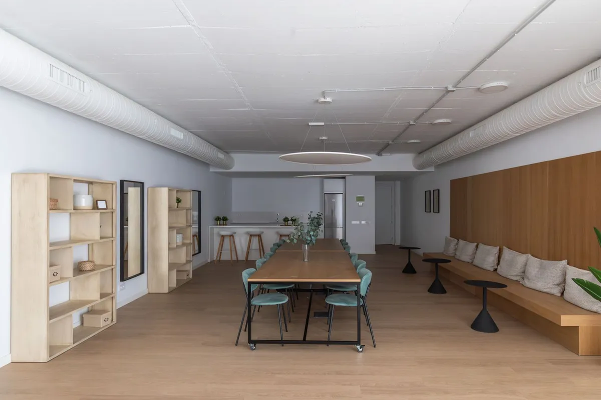 df27f190-61dc-465e-a978-1e03b10aab09