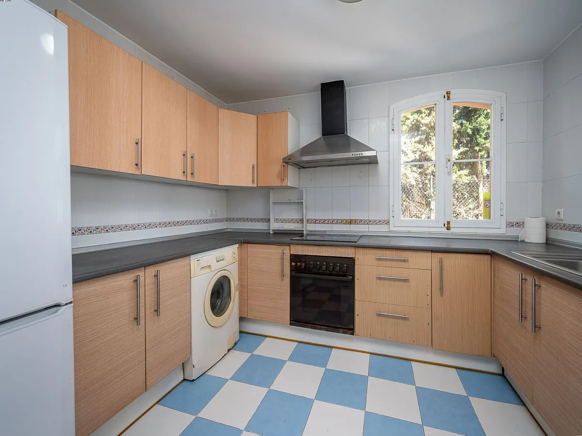 9f26f5a6-3c44-4859-be6c-535bc5aa6efd