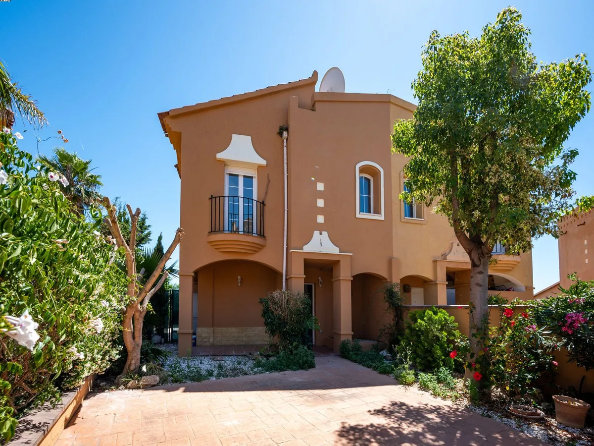 a818519a-1e12-478d-bddd-9ddc92aea457