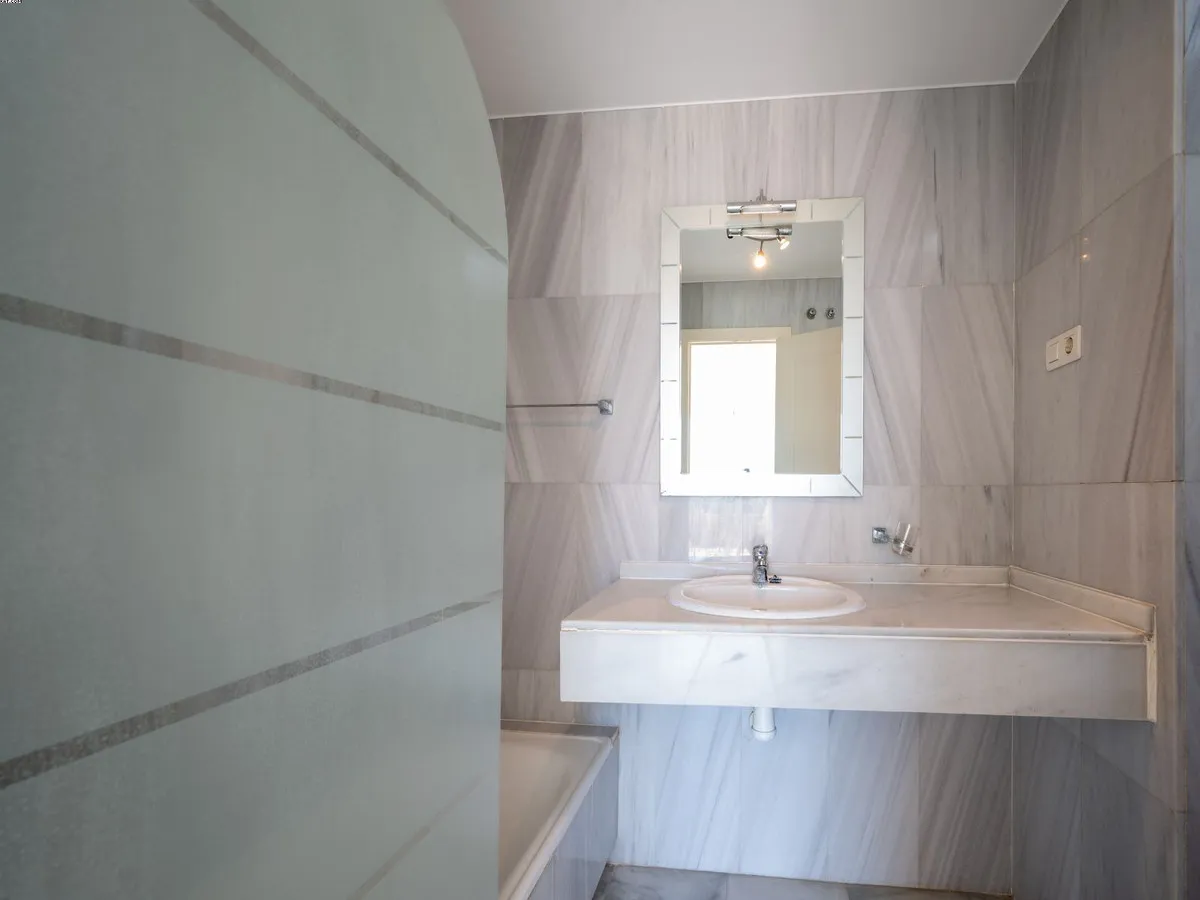 e51cd006-8436-467a-9068-b145792b7239