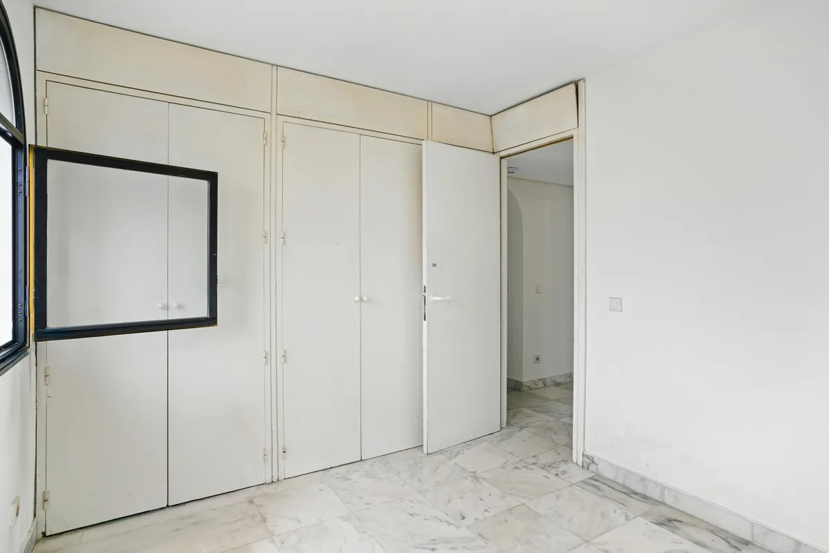 376c752e-9cdf-40be-bb4b-90846b795f4e