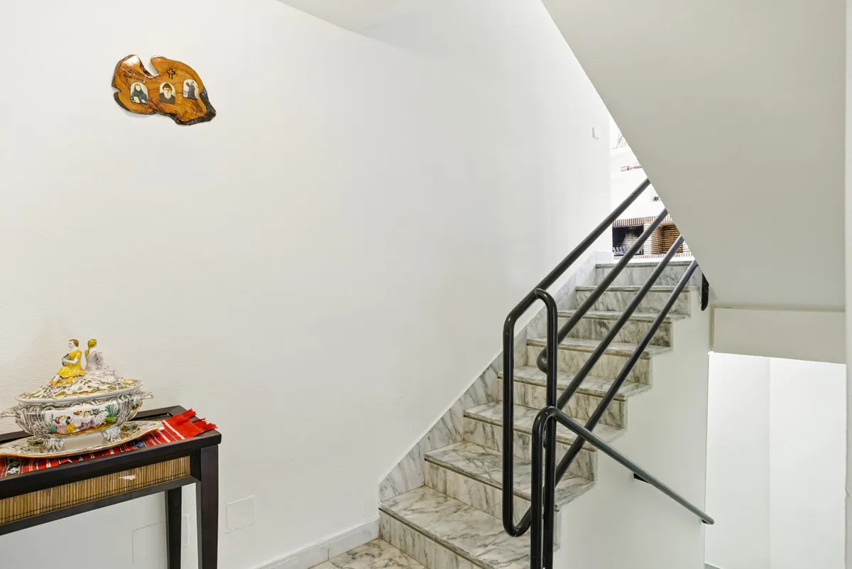 3b416d20-366a-4743-80c9-d44c92e258de