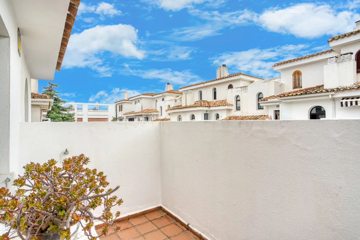 8cefa224-1984-417a-ac5d-31f3090ff583