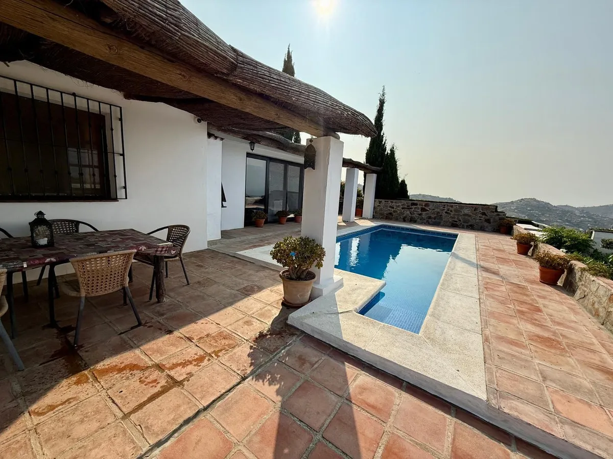 bd494990-8af1-4f69-8047-641bd7cd3ed7