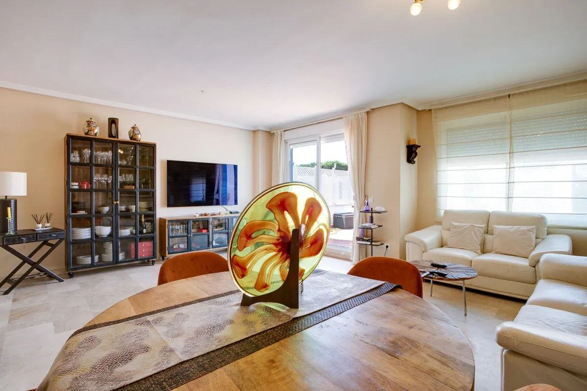 93e1e7eb-8f90-4d57-b749-7922c279b223