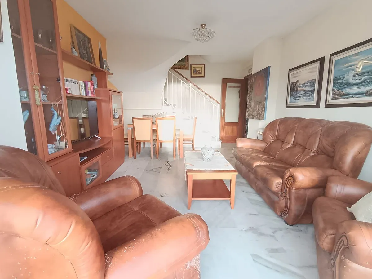 9030b762-c56d-4920-8d2a-54a056b2dcb2