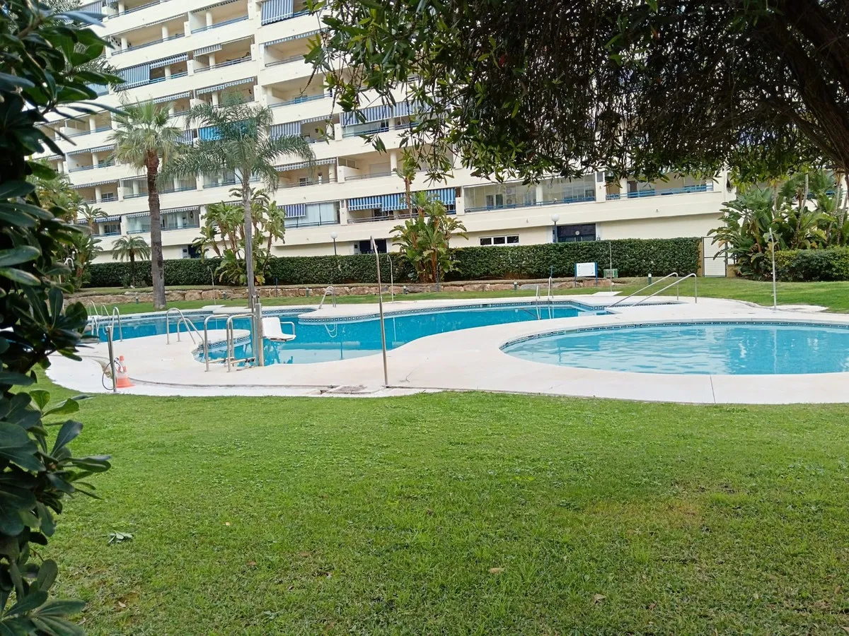 b3cf846f-2cb1-4701-960b-6048cced6237