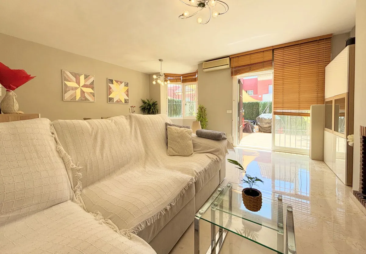 6a6307f0-5289-474d-97c8-ab680fcd028d