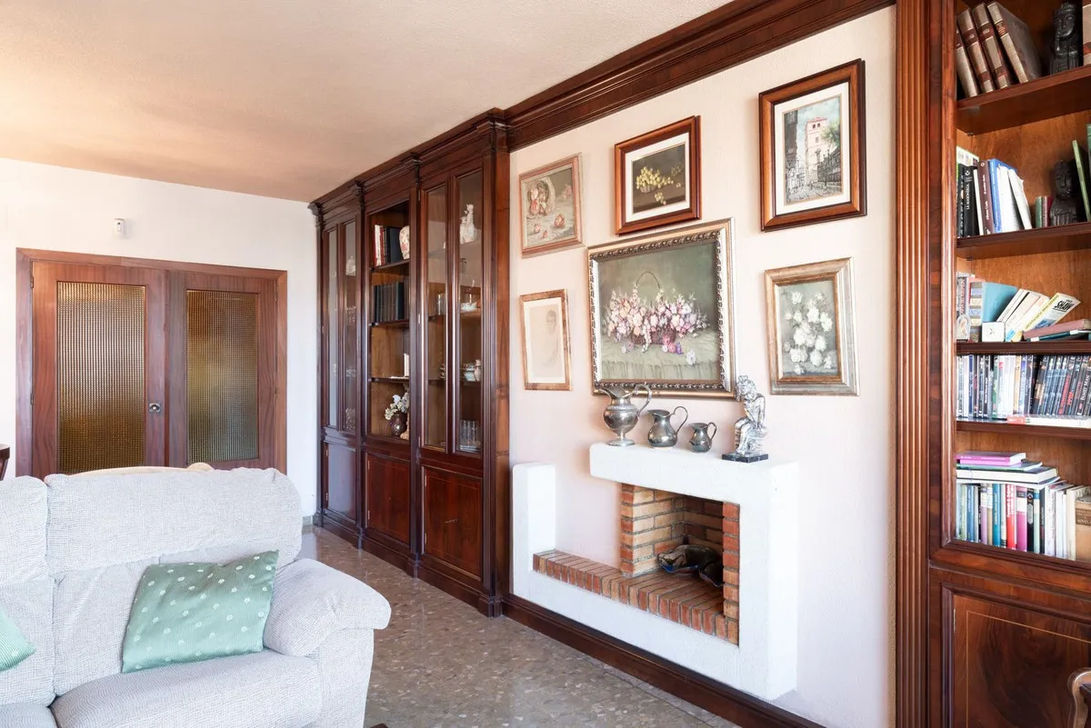 e5818fa9-6a4e-4f38-b202-89407ca7a517