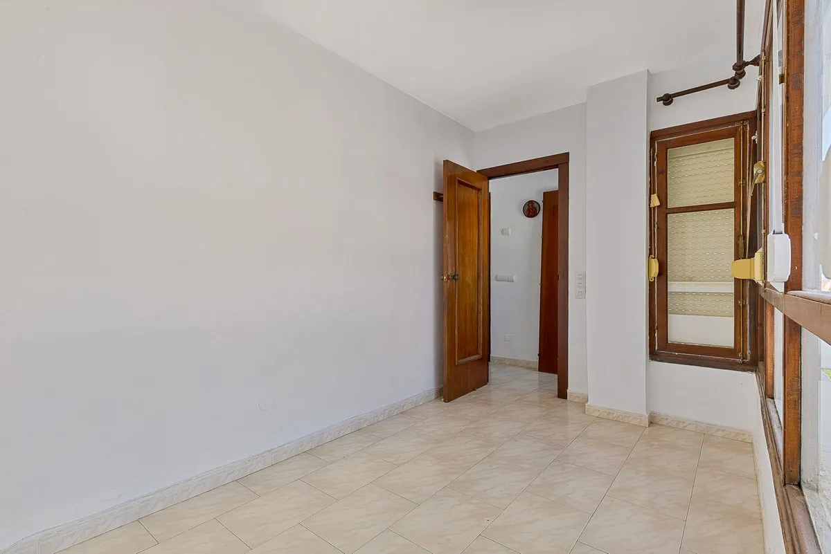 8d39797b-2d8e-4e81-a859-d11396d9d121