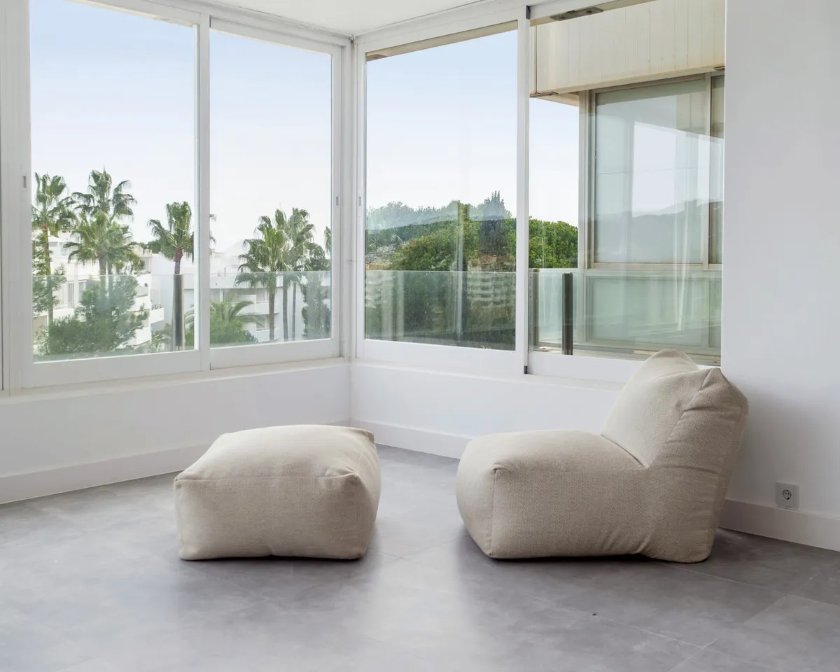 024b4bbc-a1be-4890-b742-17205c52e390