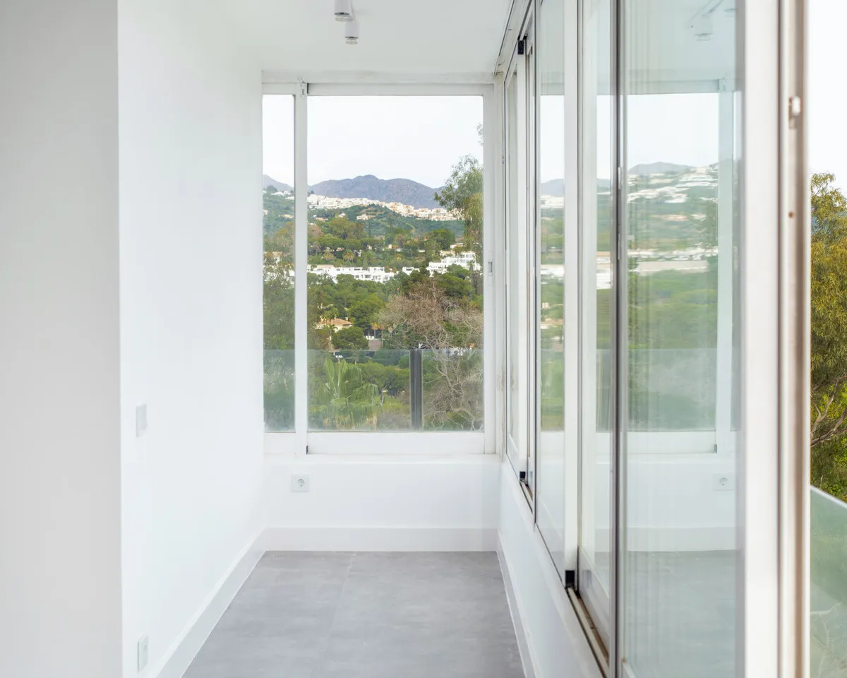 27fe987f-c9f5-463a-b88f-bcf6fc82f429