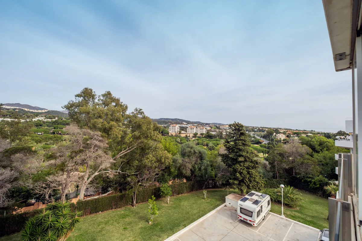 9452ddee-c170-4b9c-a05f-9f91038f5f32