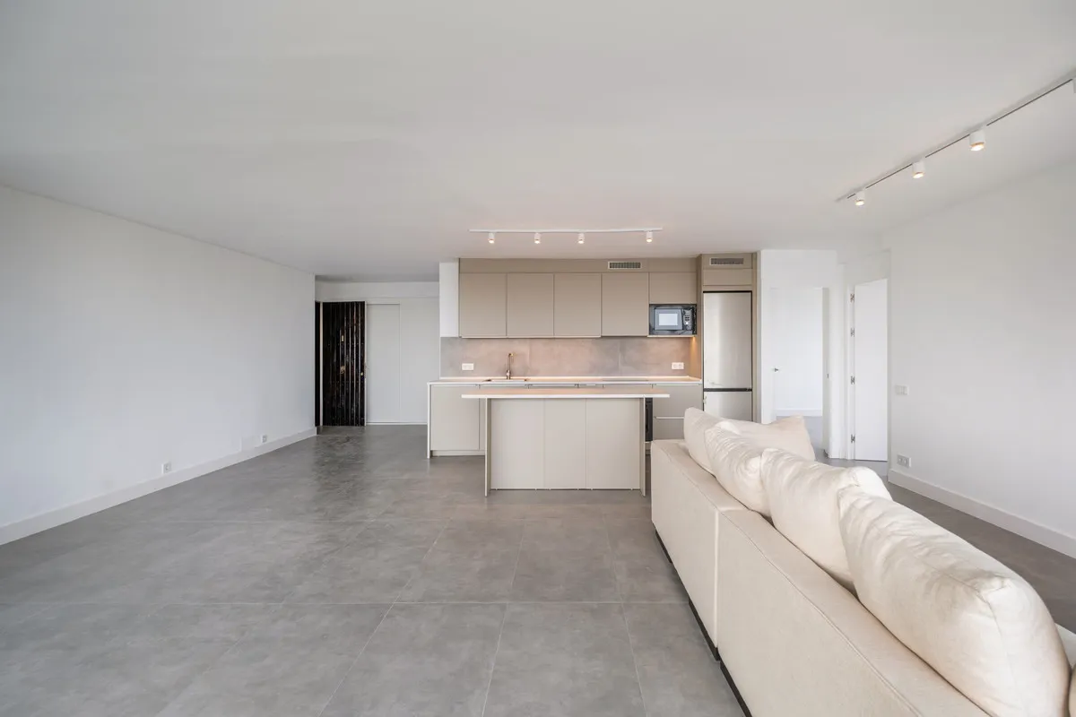 cf97c2d6-c910-4a73-ab5f-5ab28569ca2b