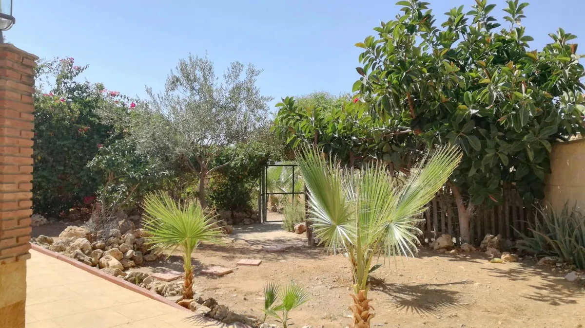 6730e13b-ff57-4bcc-9ba5-59a00099a2f3