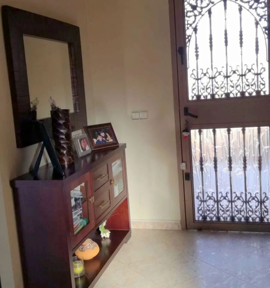 c4fe370f-41f7-4cd1-b6aa-ab97ba59ee95