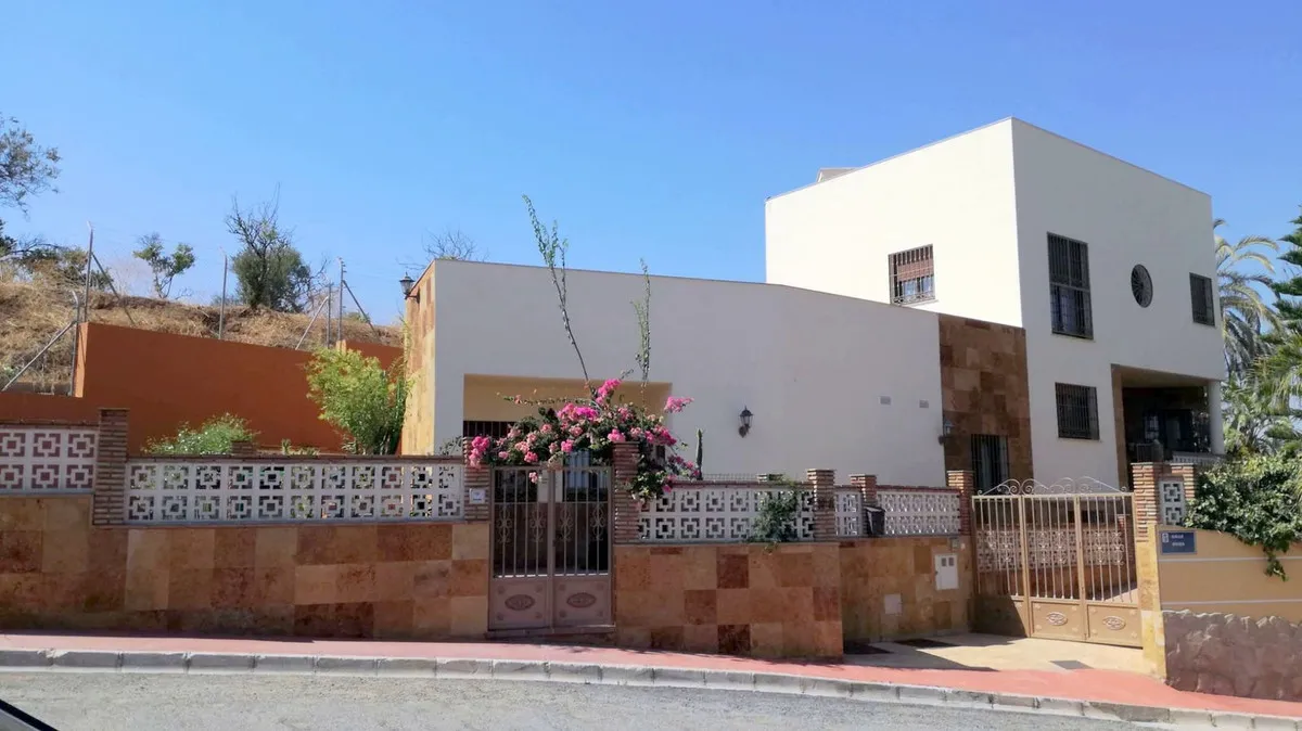 d3e73a8e-3763-4eee-86a8-f6413b9c635a