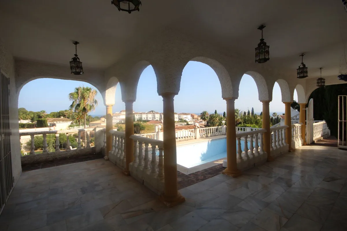 6698dc01-802a-4dda-83c8-90b4f7e4e996