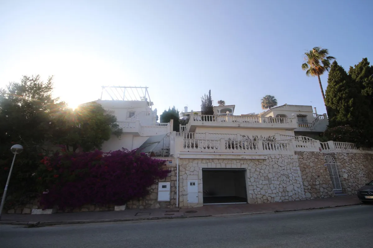 92fcb37e-d3ff-4e6f-95b3-0079bcba8303