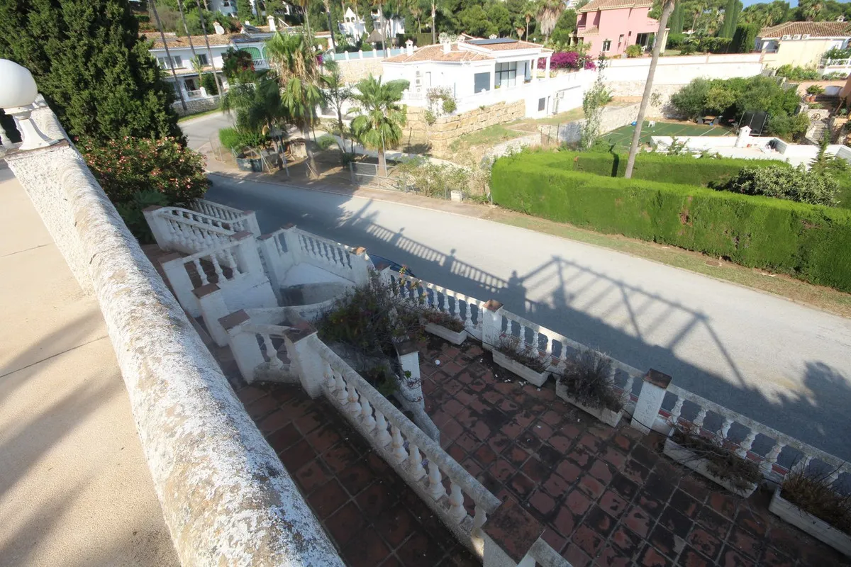 e8b3c062-fb25-4ec0-9ab4-17edbdaae044