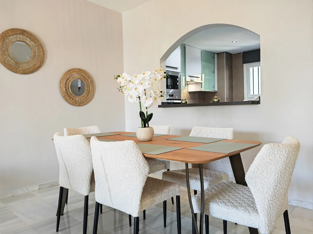 5e1db57b-4af4-4147-a0f3-70aedc3909e2