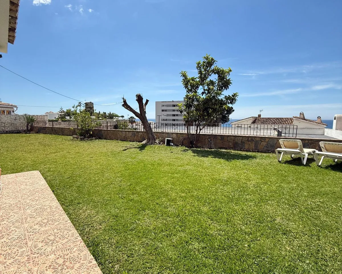 128e165a-75a3-4451-9c71-bb607fa11949