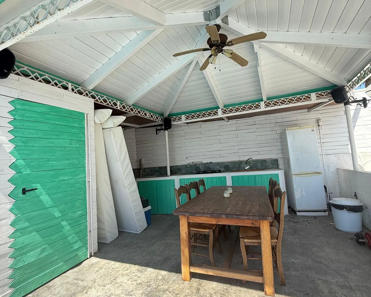 512b1546-6a0e-4d71-b5ca-e404213a3b61