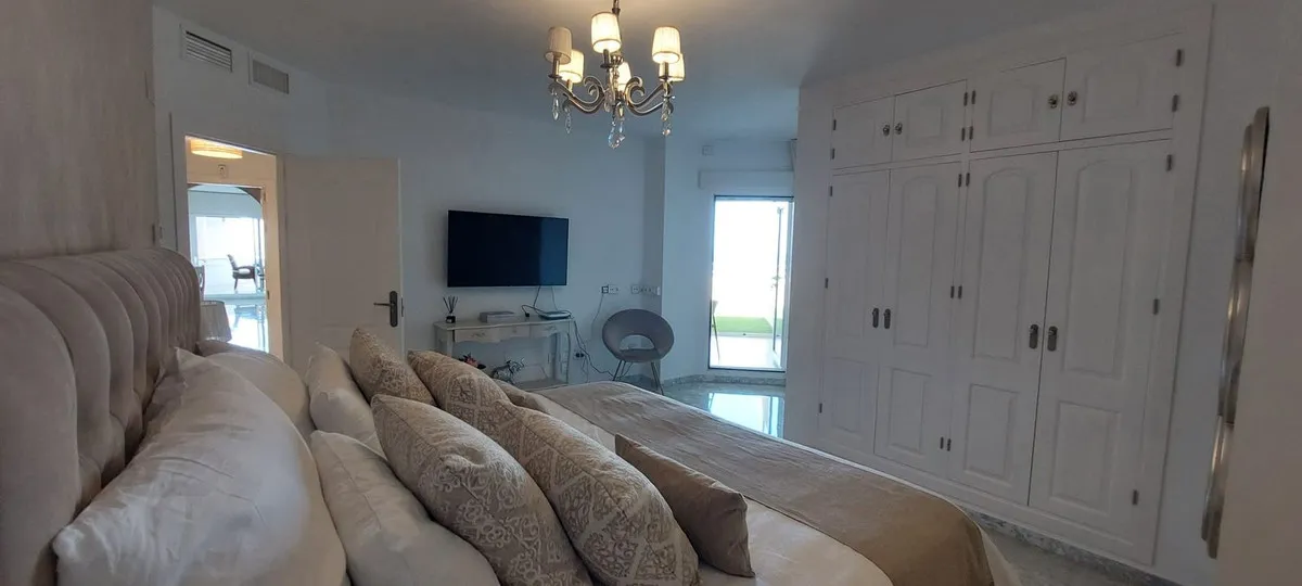 4bfda10e-b821-4a08-b136-788198f3762c