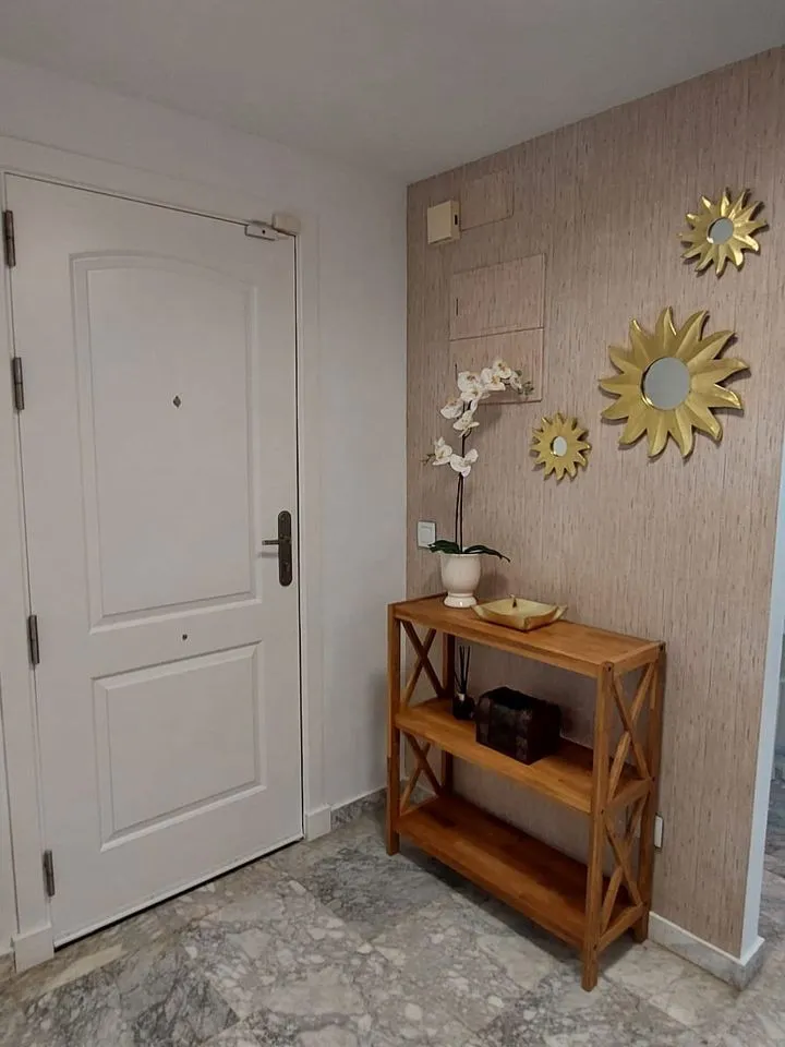 92672b53-19c1-43c1-bc4f-fe7ba3d2075e