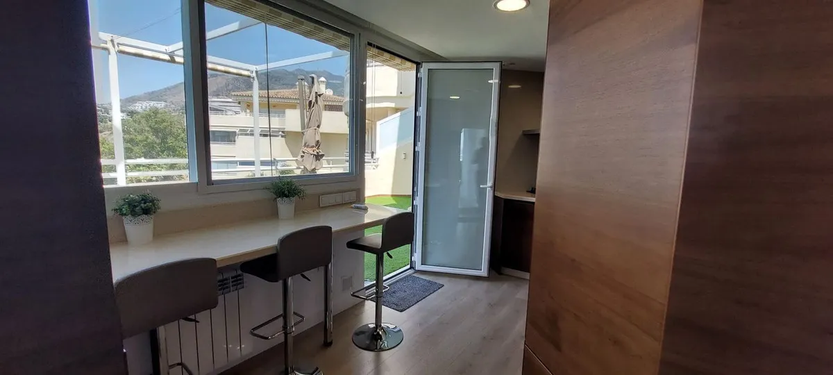 ba731940-e625-49b1-9261-4deeb967f6c4