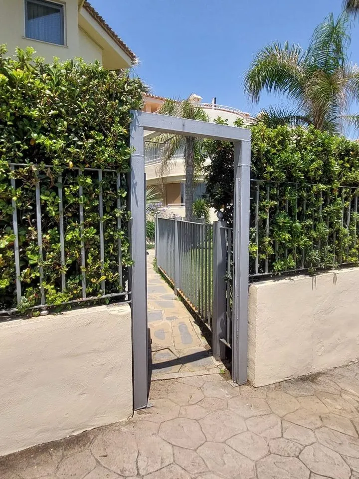 fbee7ef5-3f32-4136-a5bd-26378db85b32