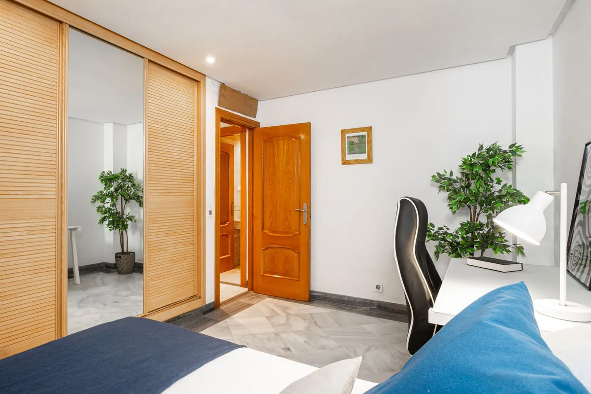 656ecd4e-64d9-47a1-bf97-193a013a9807