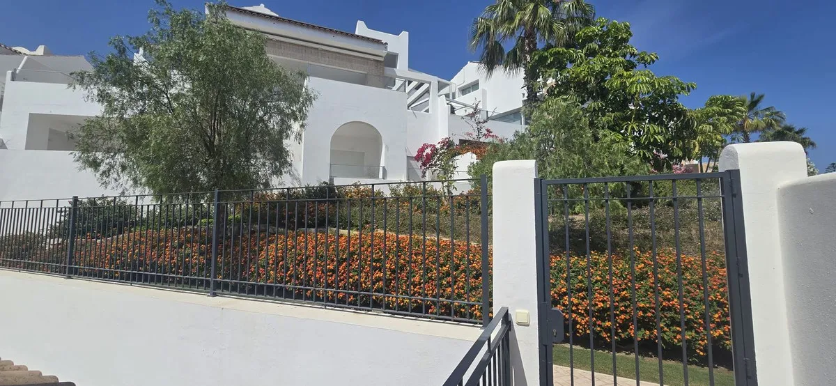 78b5a2ef-1fd4-49b8-a600-0799049cd469