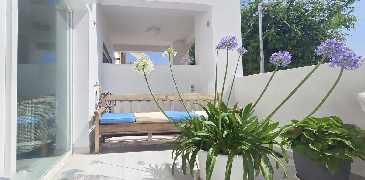 a72db1e0-d588-4394-bfe4-ae62122856be