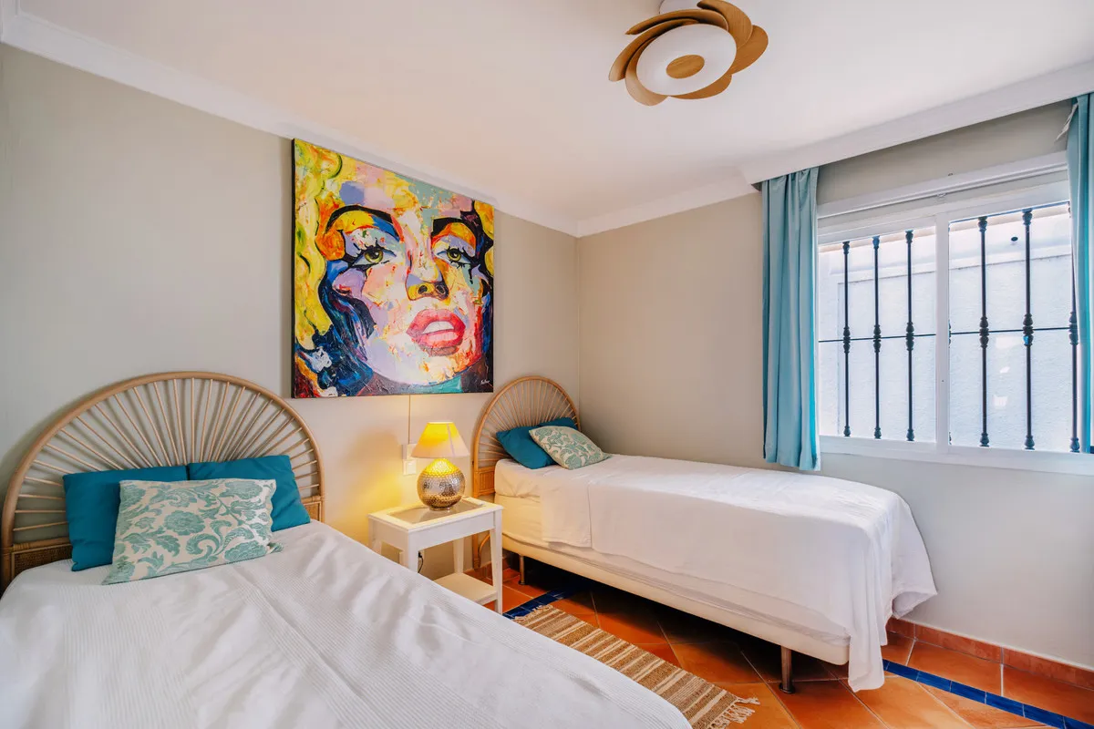 28e5c308-0bae-4de6-831a-e1c928a84737