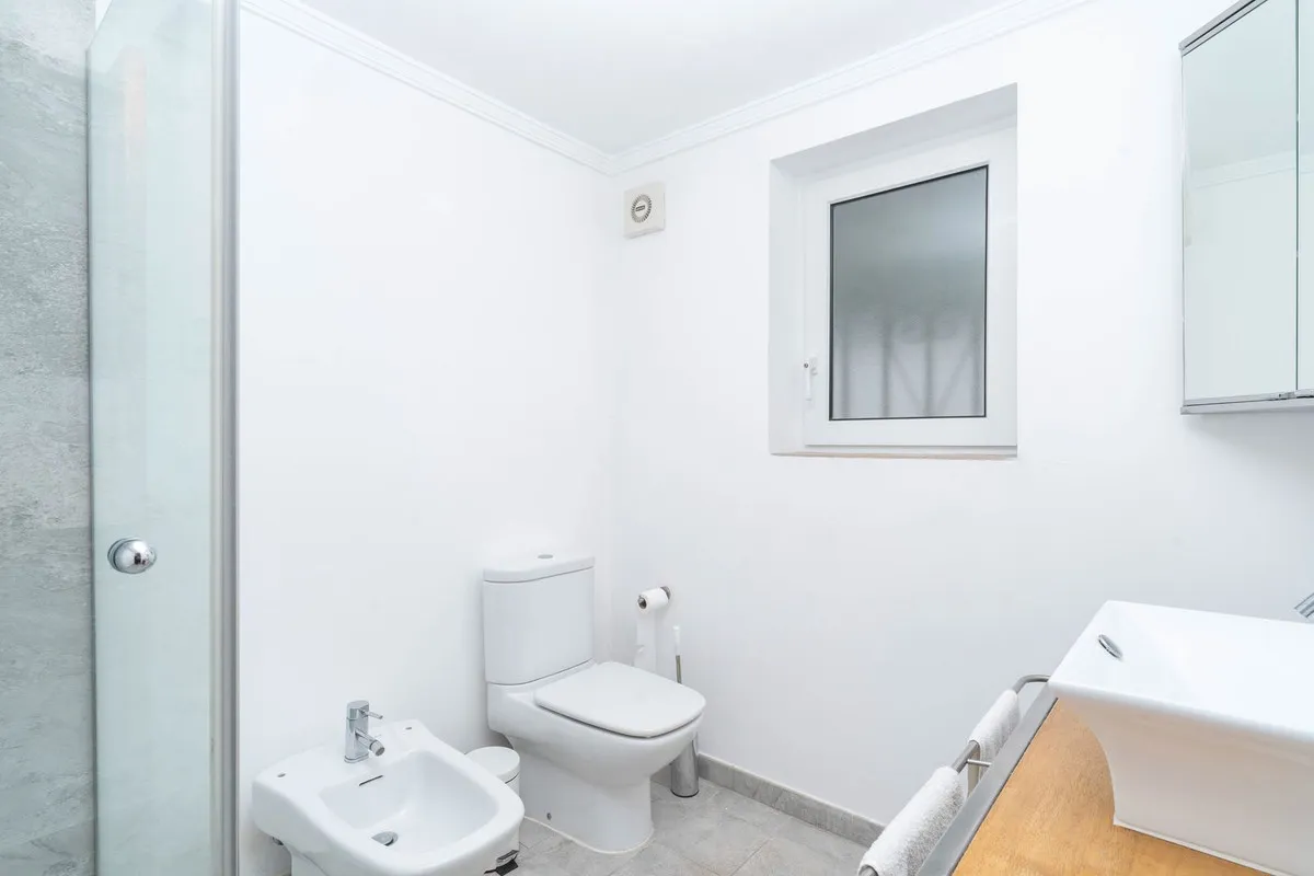 64a61f4b-91c2-435c-855f-289820e910d3