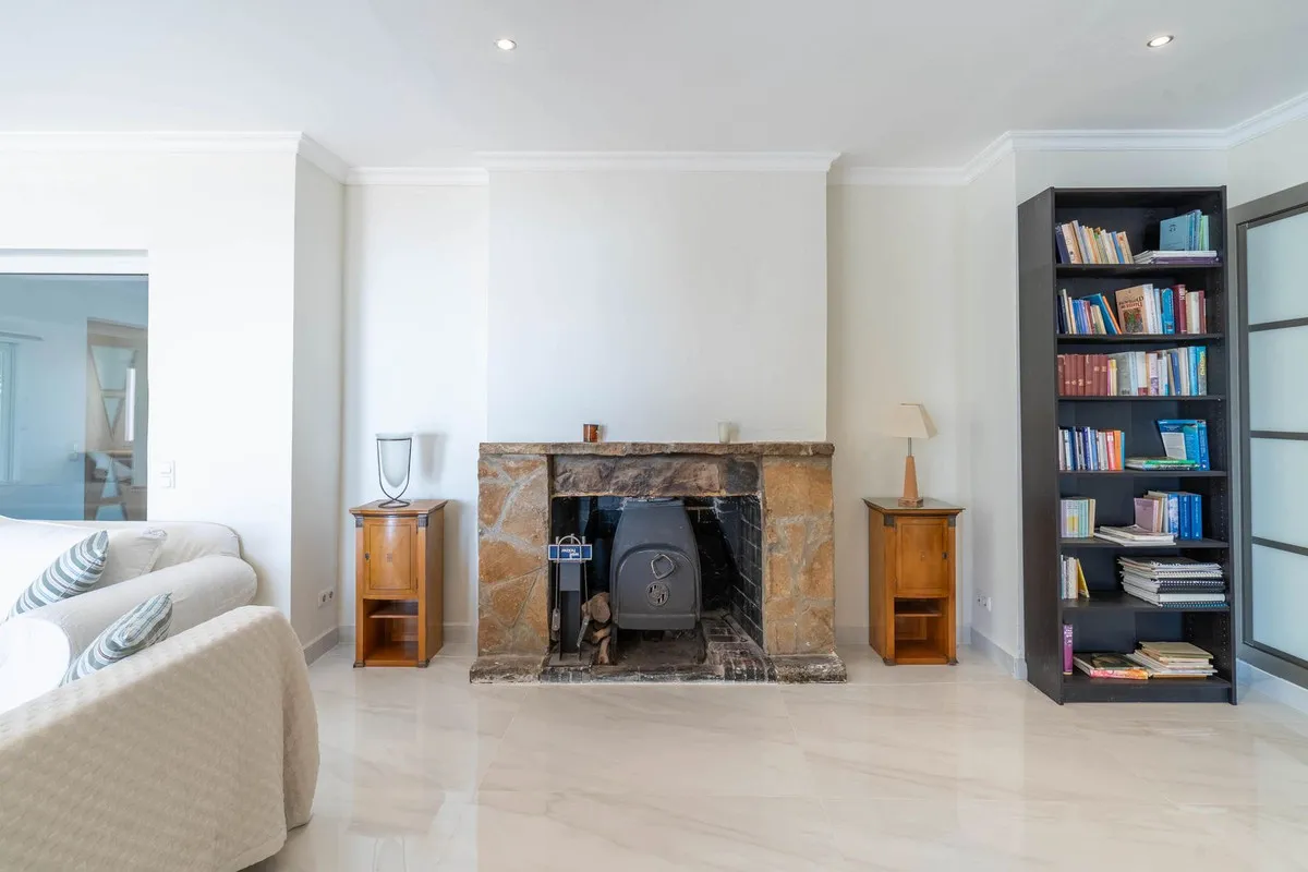 c21bc8dd-d097-4405-b3fa-8c08c77904d6